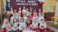 Pokaz mody patriotycznej