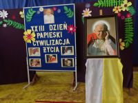 Akademia z okazji Dnia Papieskiego