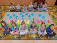 Przedszkolaki obchodzą Dzień Praw Dziecka