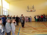 Apel na sali gimnastycznej
