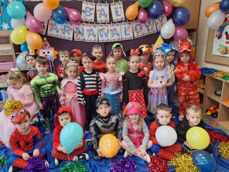 BAL KARNAWAŁOWY W PRZEDSZKOLU