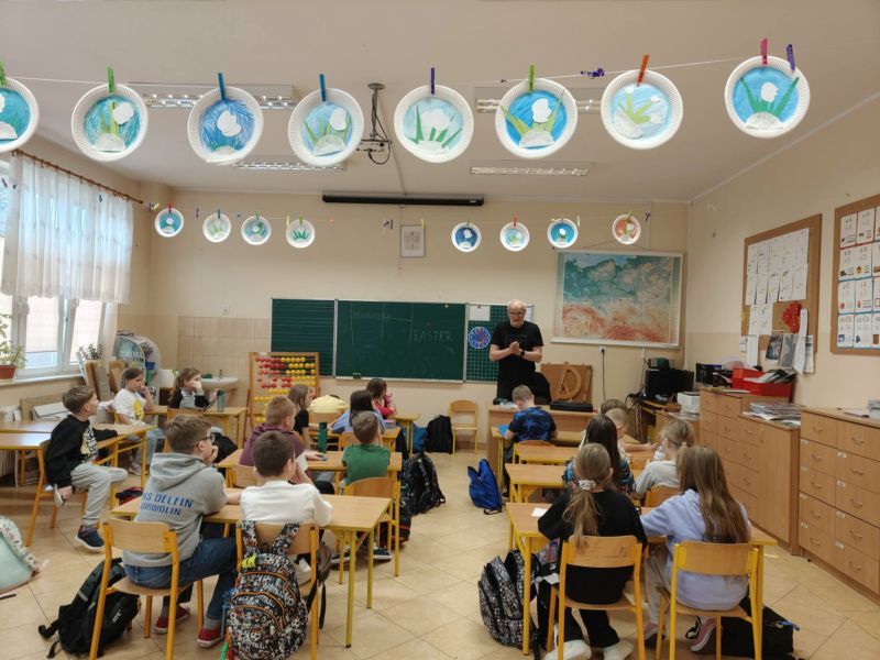 Warsztaty ratownictwa wodnego w ramach programu edukacyjnego  ,,Aktywni Błękitni – szkoła przyjazna wodzie”